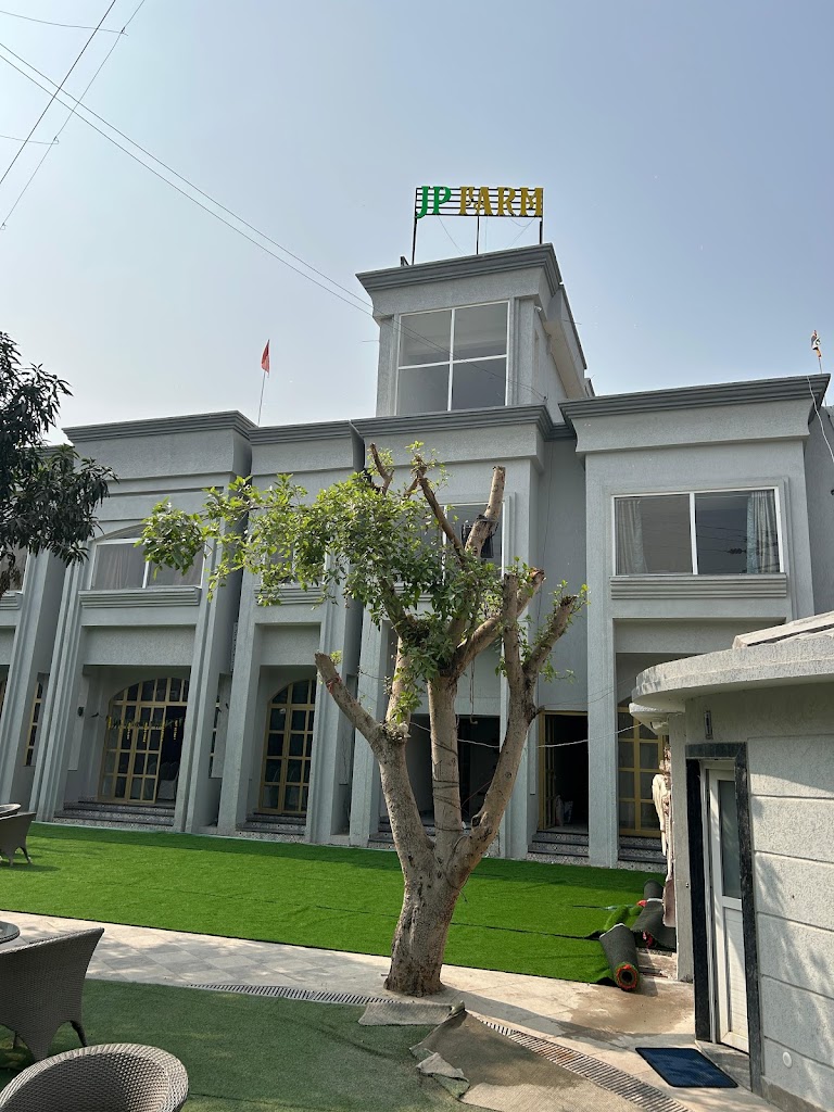 J P Farm