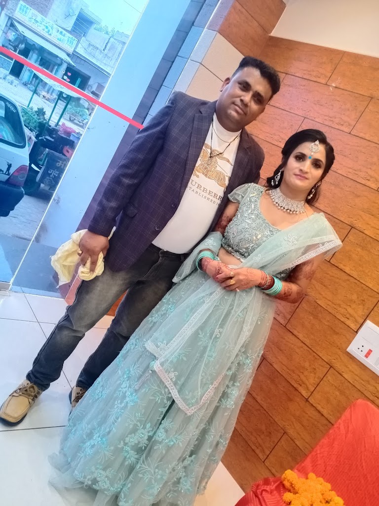 Mohini Beauty Salon Academy