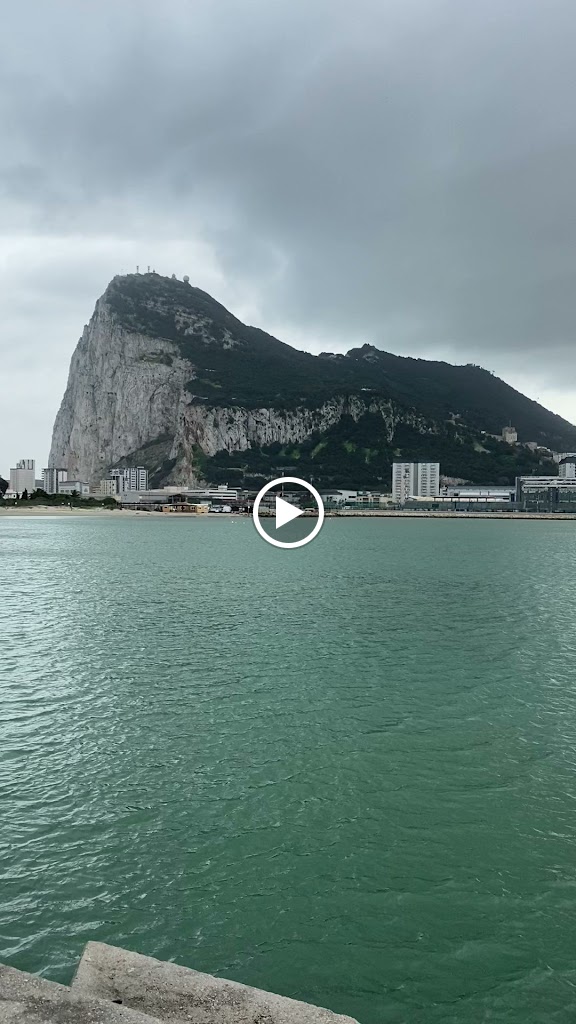 Parking - Continental Alcaidesa Marina — Videos