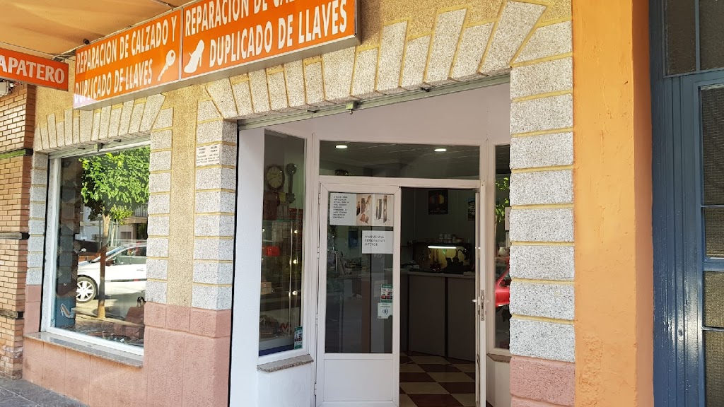 Reparacion de calzado Ramon Quintana