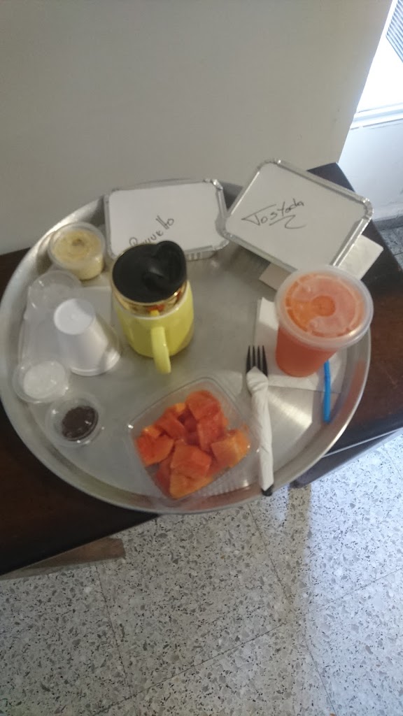Comida y bebida