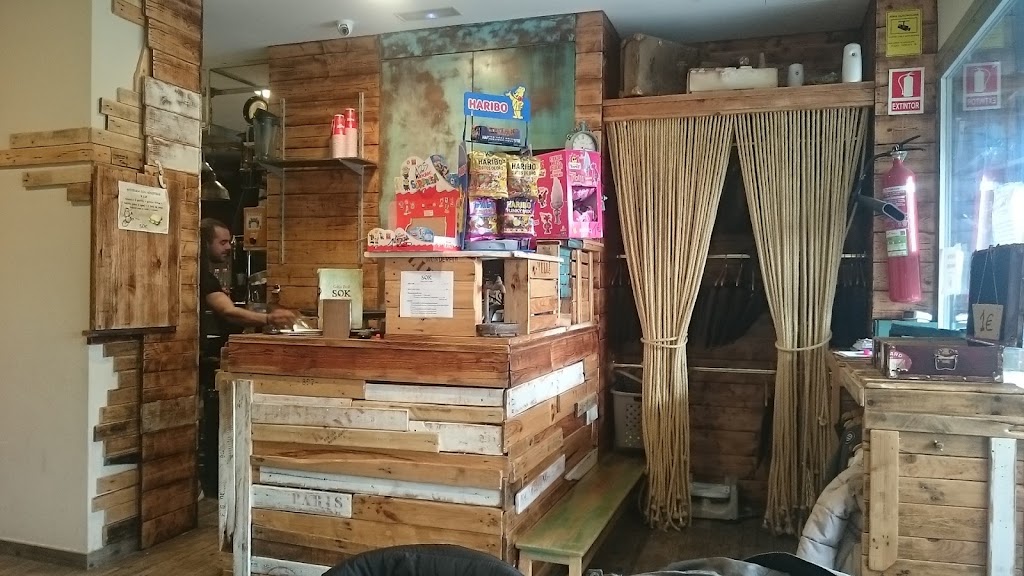 Coffee Park Sok (O Temple) — Ambiente