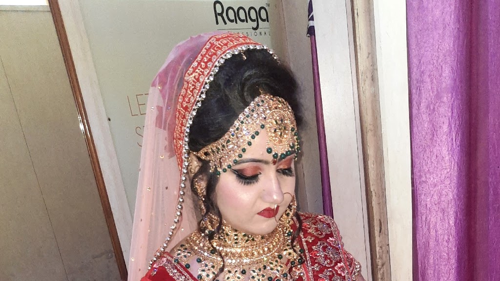 Naina Beauty Parlour