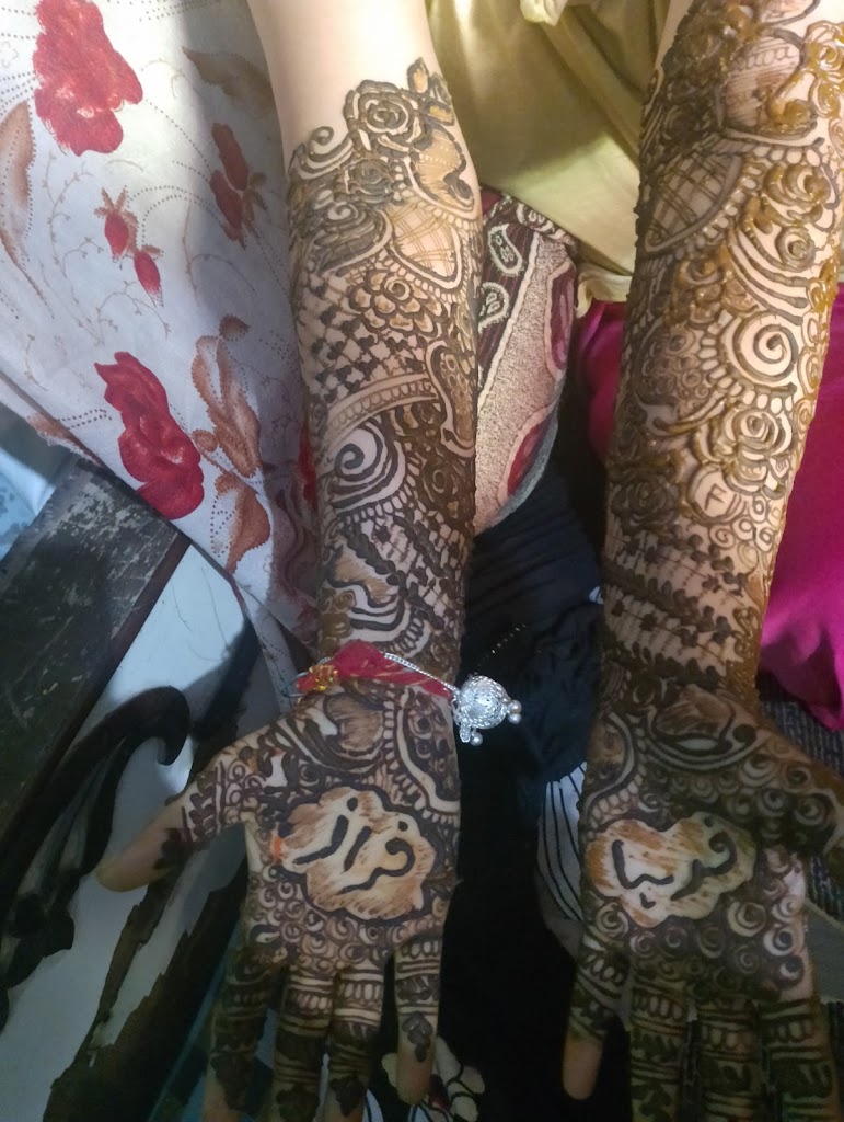 Mohini Beauty Paloure