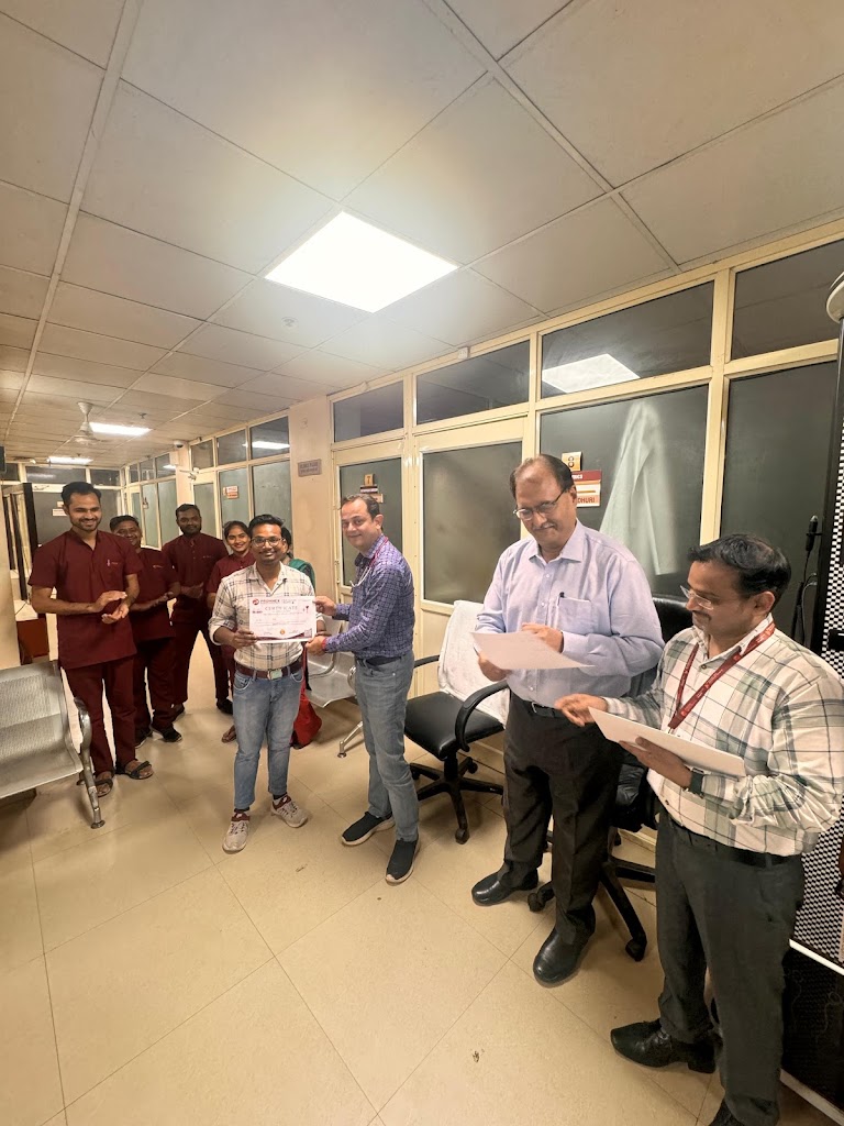 Dr. Promhex Multispeciality Hospital In Greater Noida Best Gynecologist Orthopedic Physician Neurologist