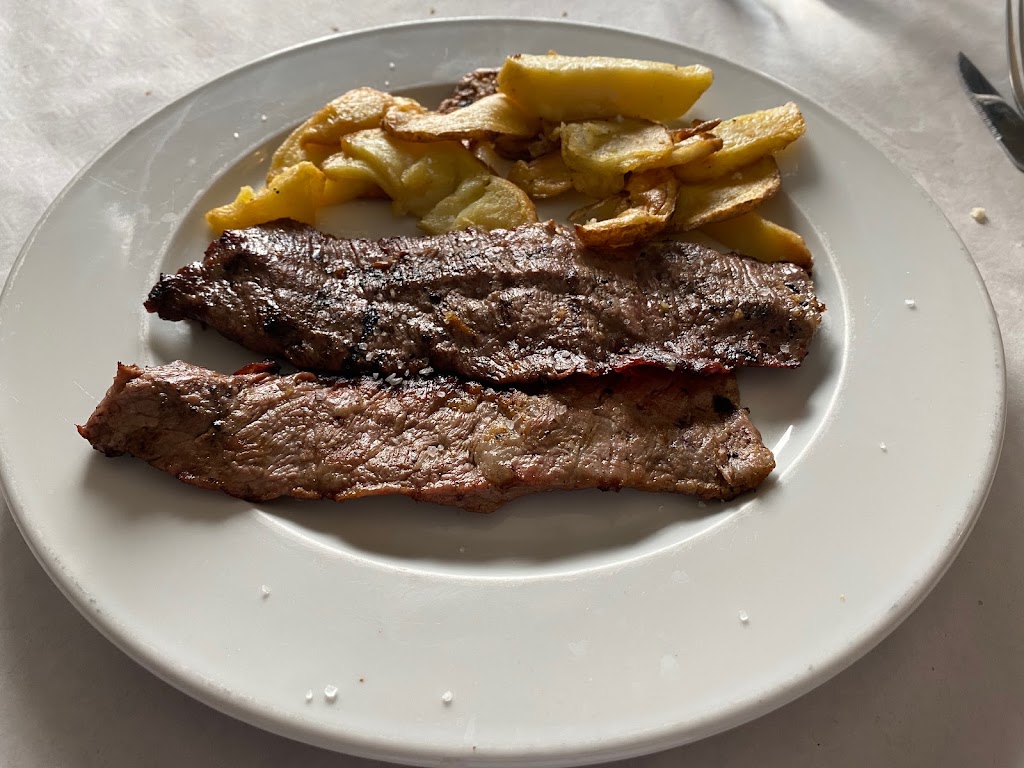 Bar restaurante El Teular — Churrasco