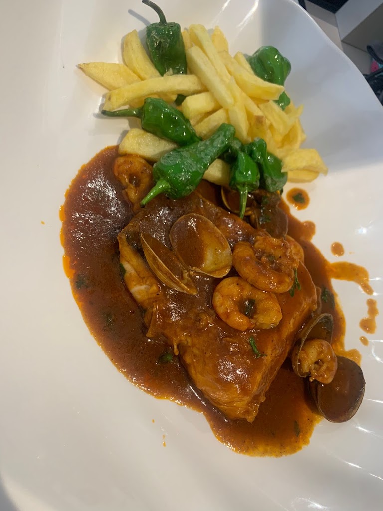 Restaurante Club Nautico Lo Pagan — Comida y bebida