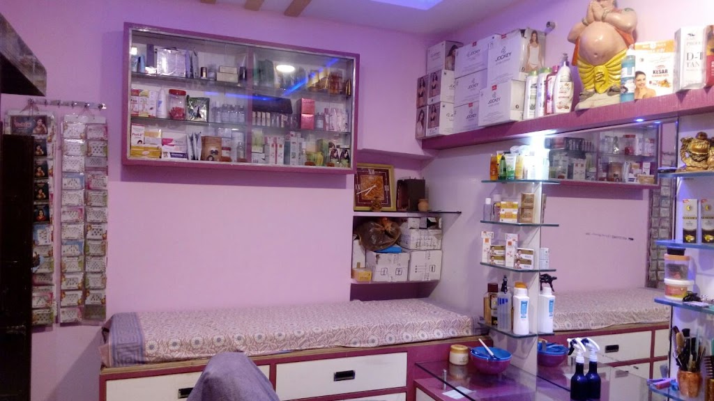 Shradha Beauty Parlour