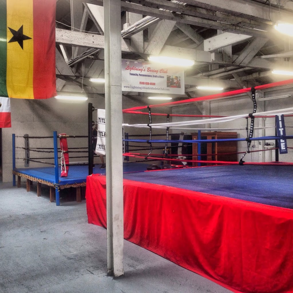  Lightnings Boxing Club
