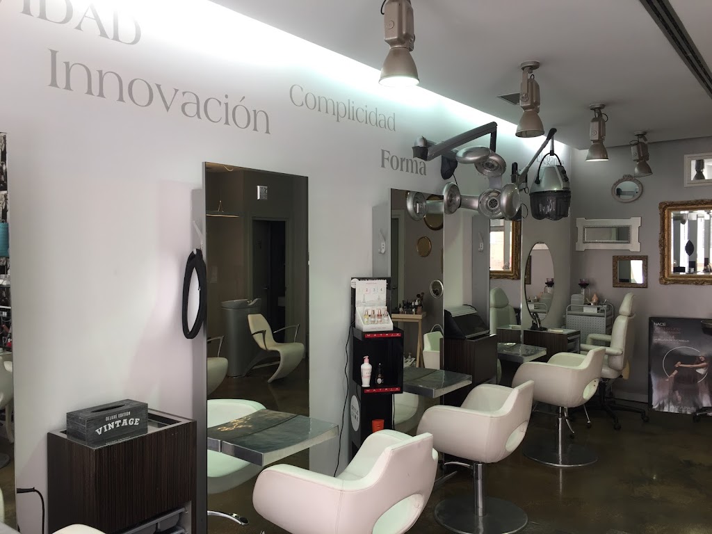 Urbana Estilistes — Interior