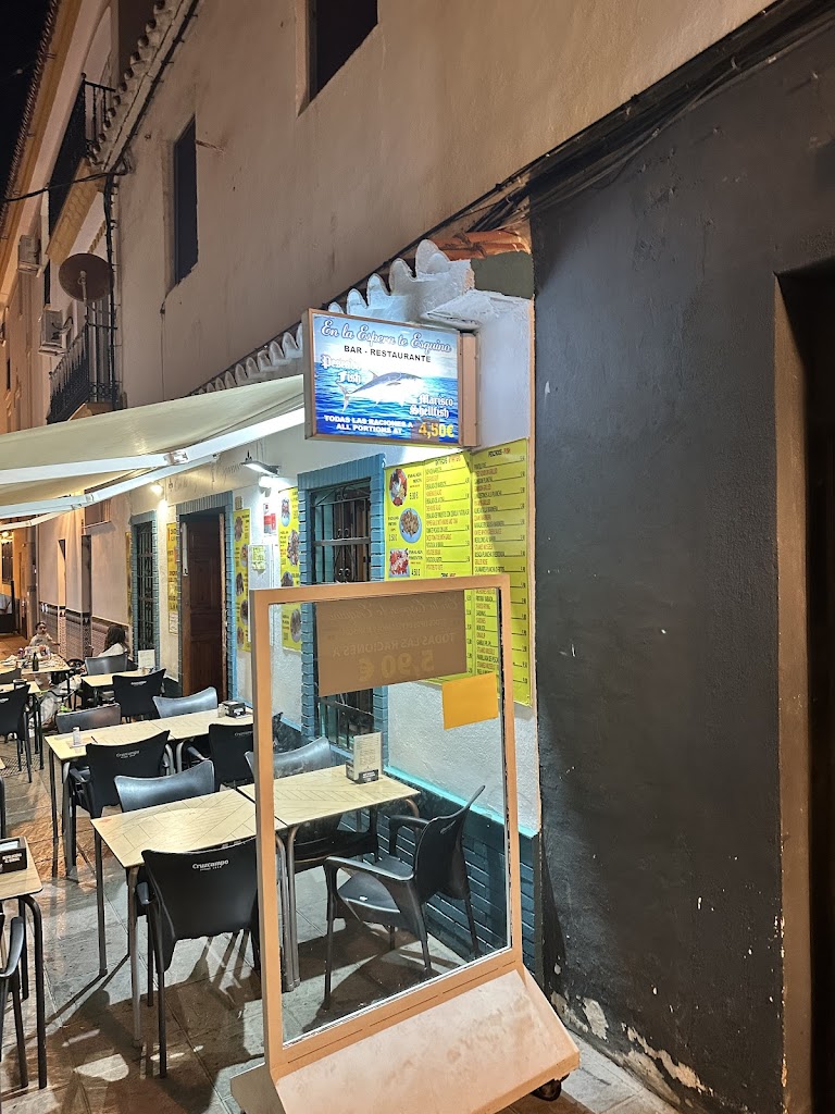 En la espera te esquino