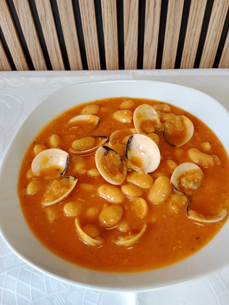Carderos — Comida y bebida