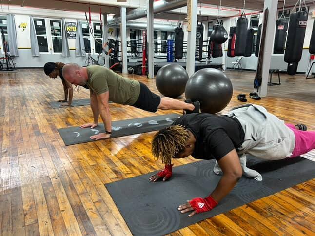  Killer Bee's Boxing & Fight Sports