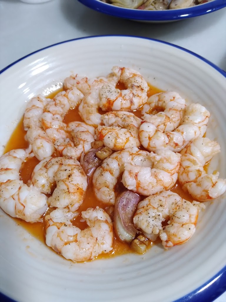 el Caliu — Comida y bebida