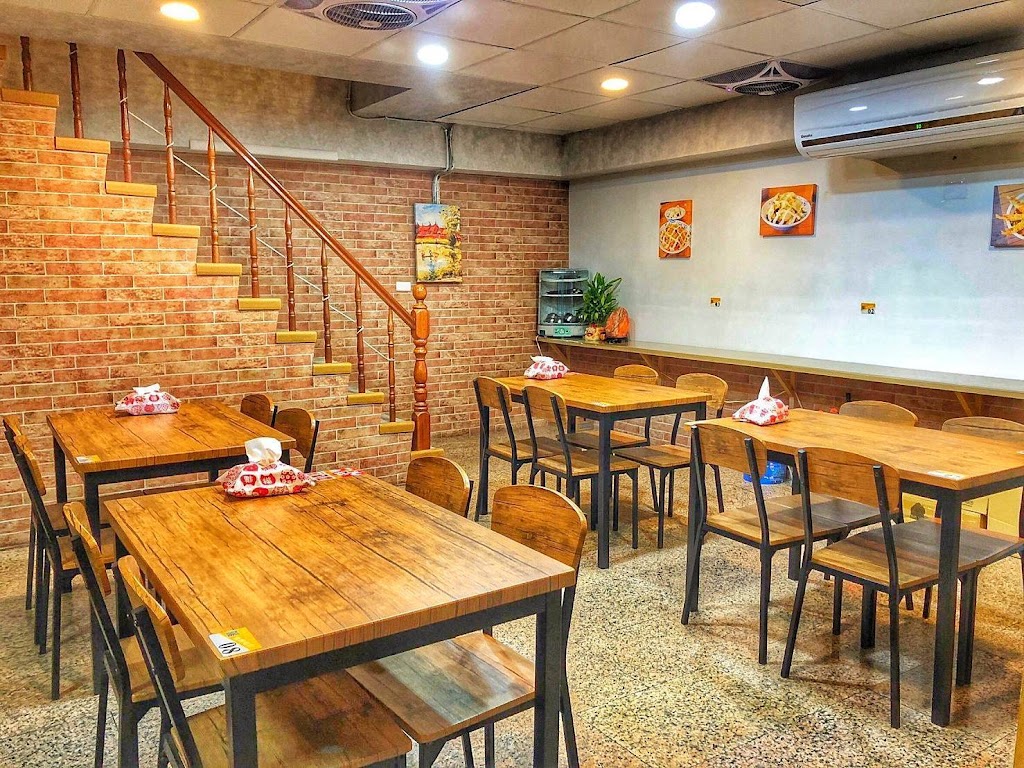 好食屋 水果咖哩飯 日式魯肉飯- 桃園 龍安店 的照片