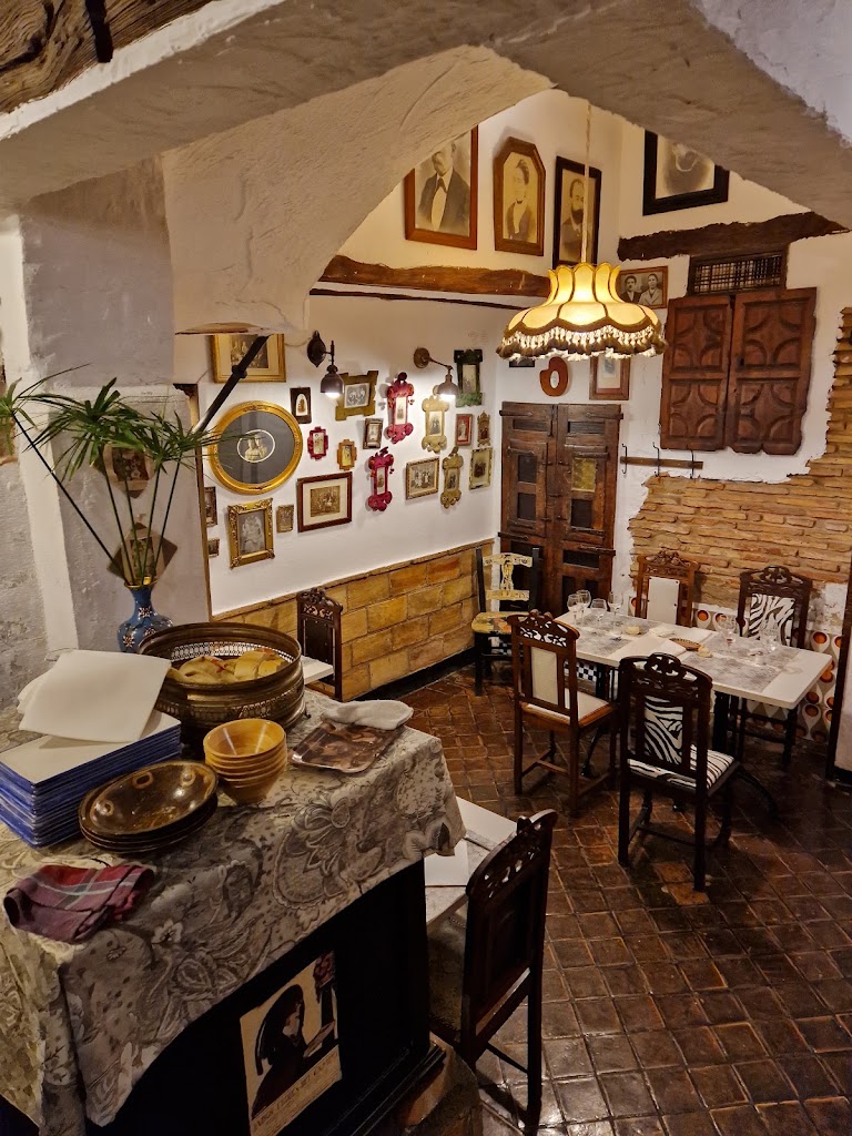 Restaurante La Meji "Petit Comite" — Ambiente