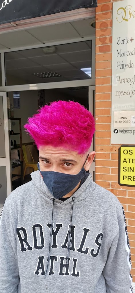 VEASCO PELUQUEROS 2 — Peinado