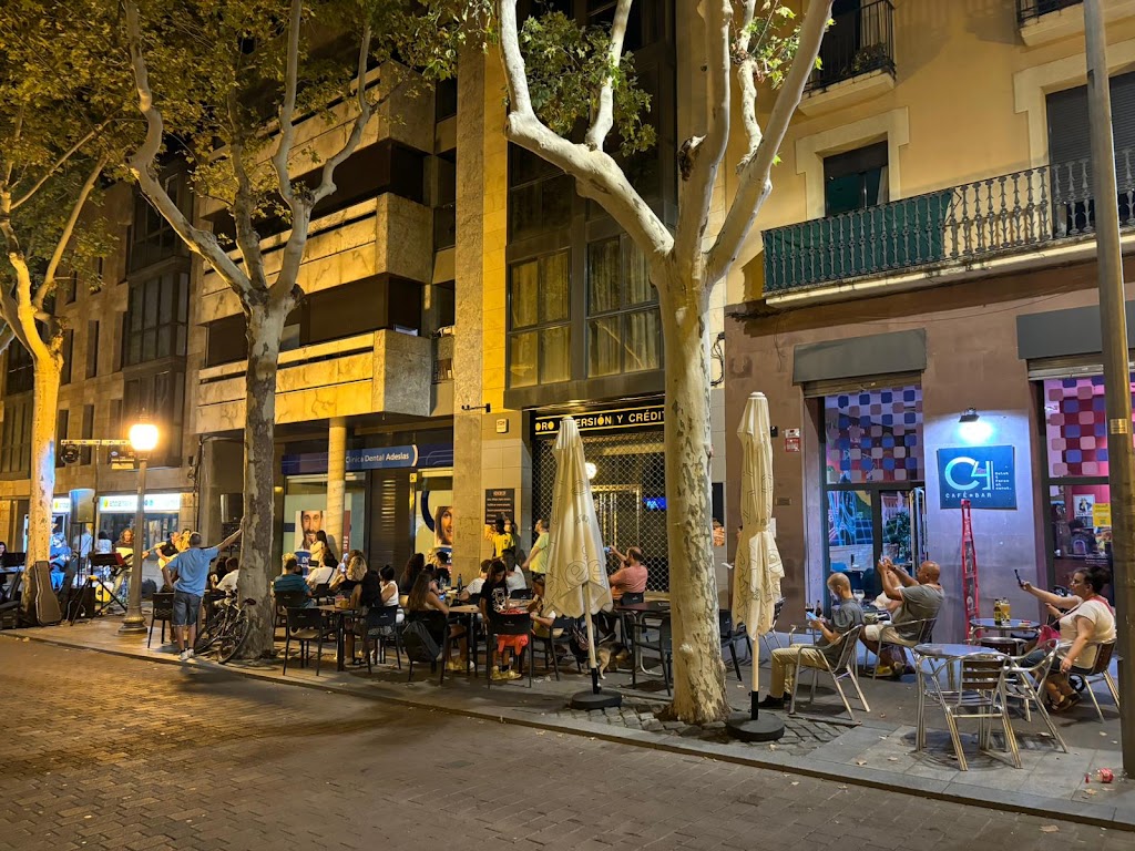 C4 Cafe Bar — Del propietario