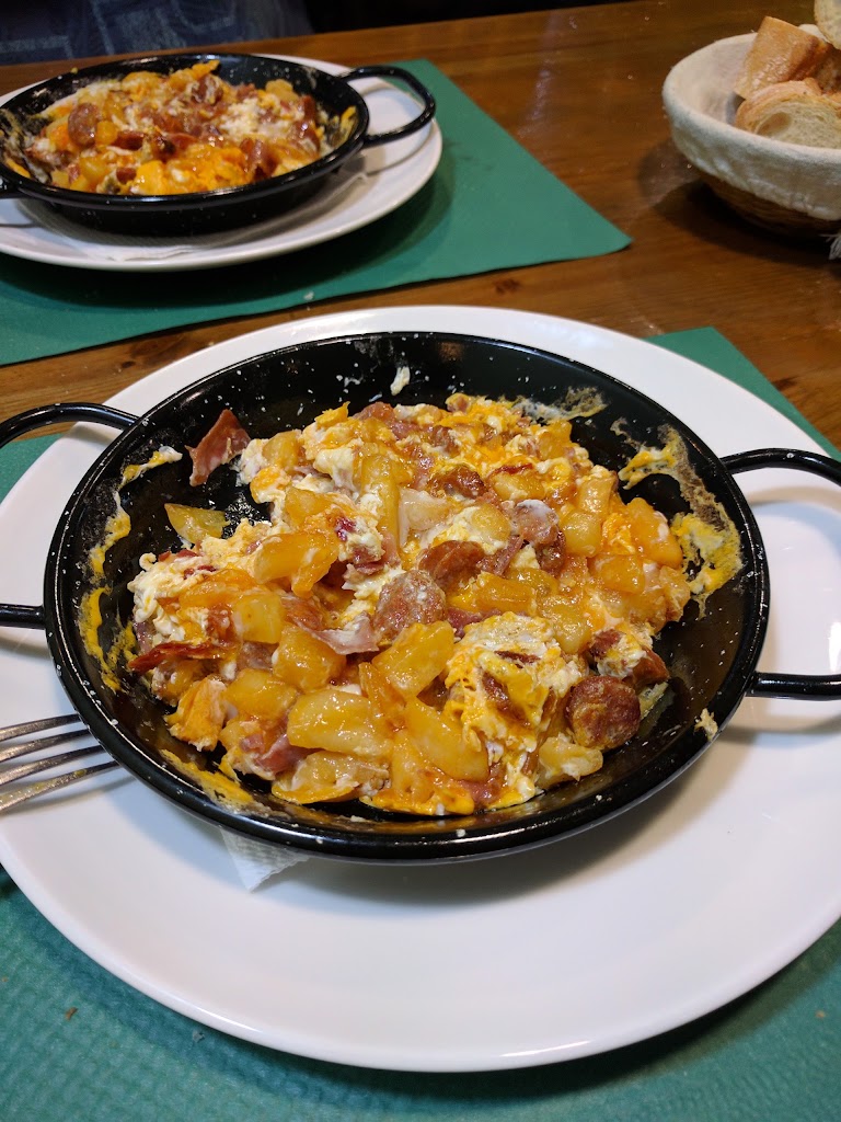 Bar Arkupe — Comida y bebida