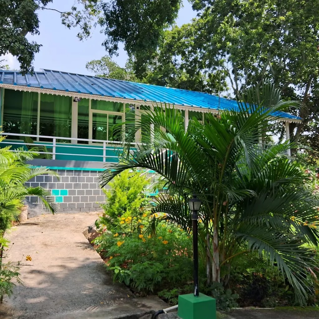 Saral Kudil Resort And Restaurants