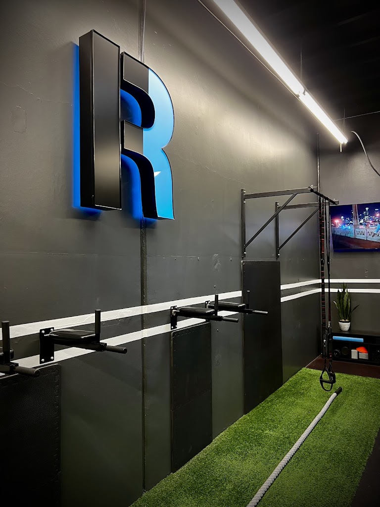  Fitness Republic - Personal Trainer