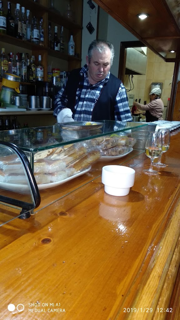 Cafe-Josemi-Bar — Comida y bebida
