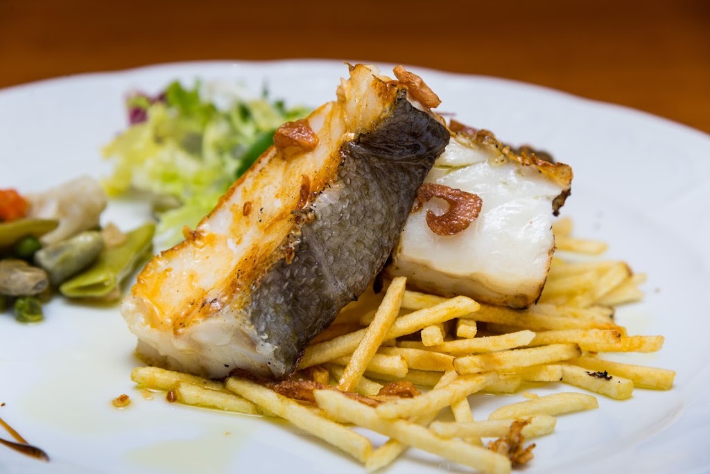La Gamba Meson — Comida y bebida