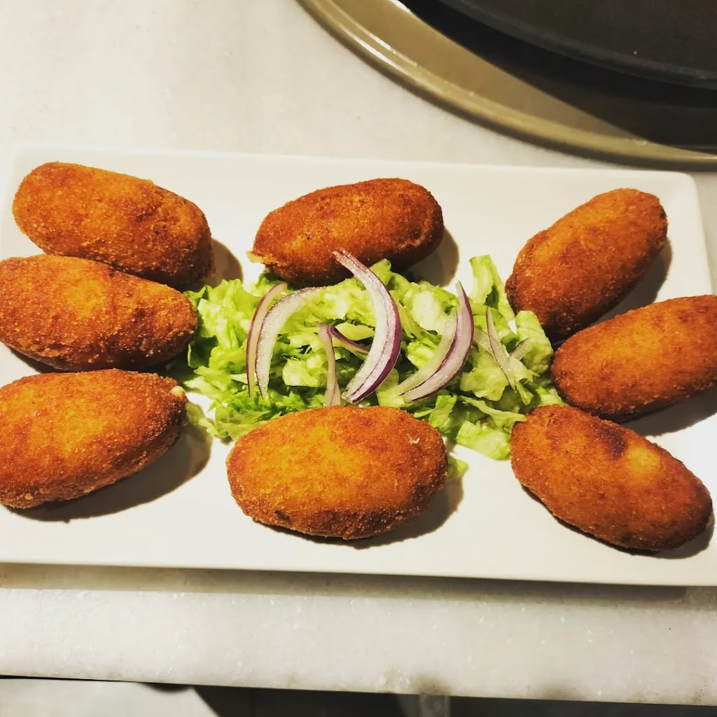 La Rubia CAFE BAR — Comida y bebida