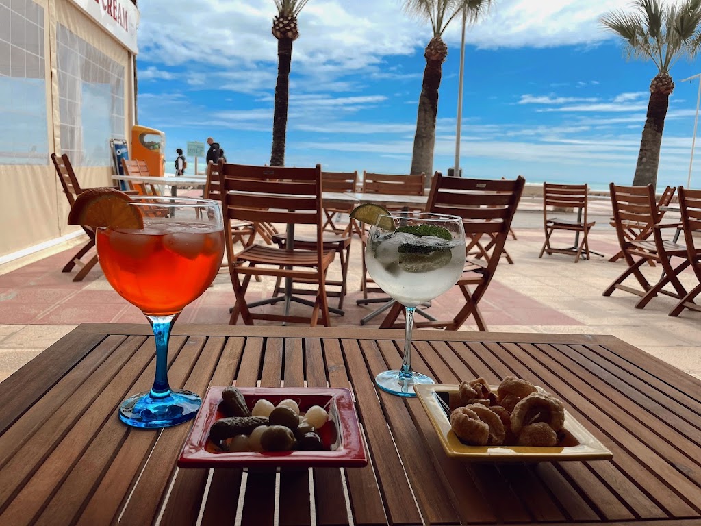 Restaurante L'AVENTURE — Comida y bebida