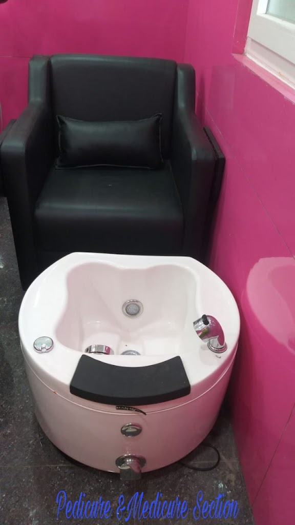 Vijayas Beauty Parlour Women Only