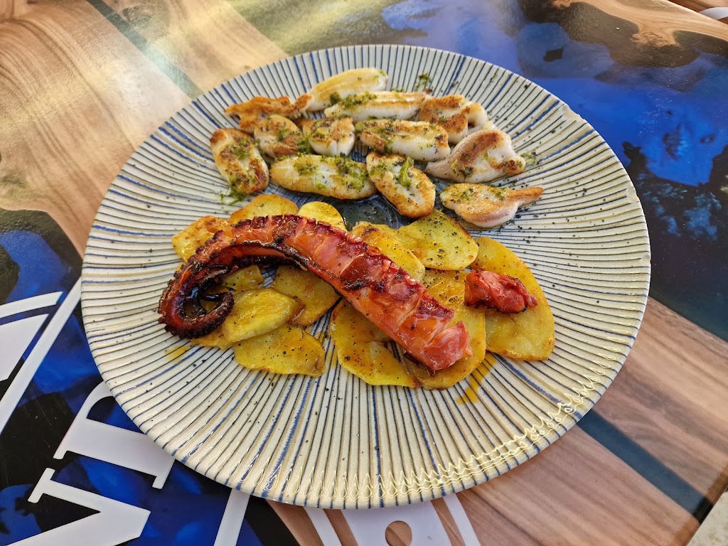 Arroceria Fernandet — Comida y bebida
