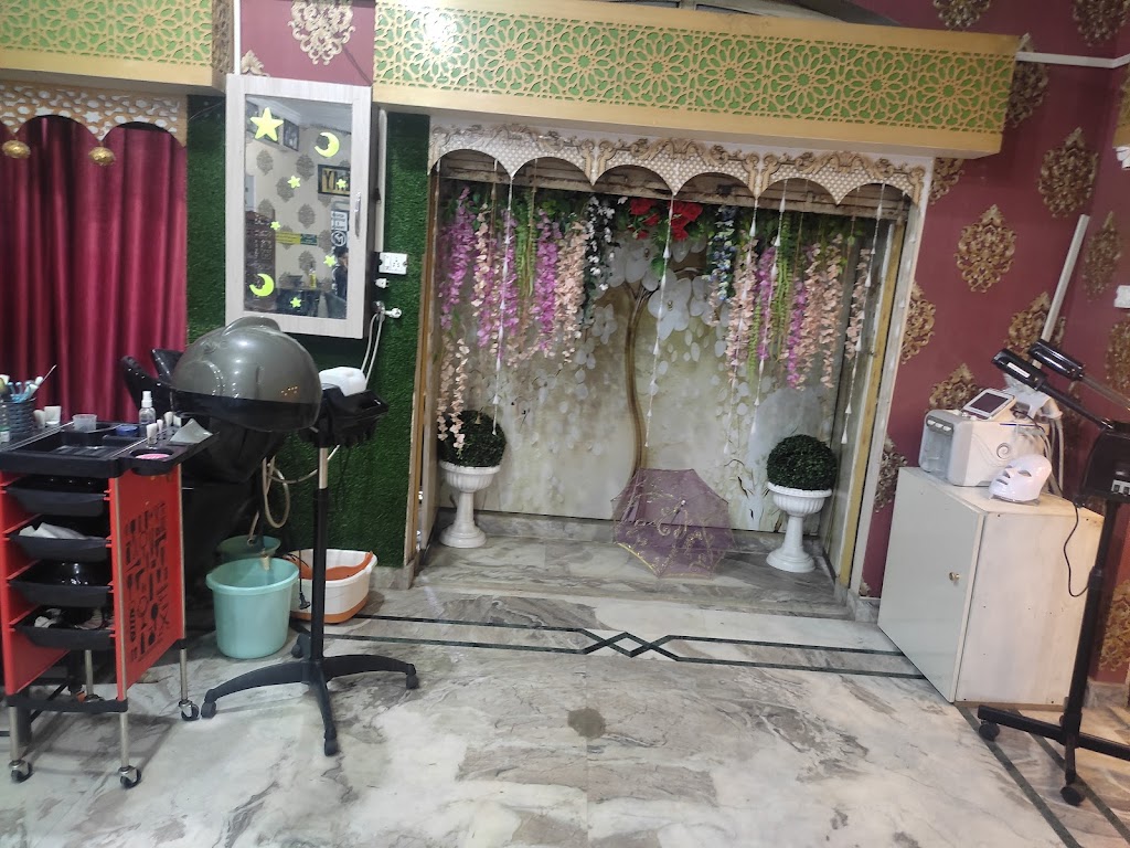 Kashish Makeover Academy
