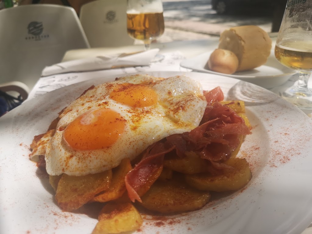 La Farnesina — Comida y bebida
