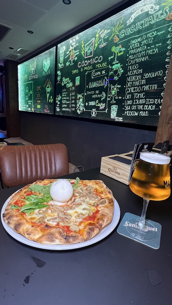 Cosmico Tapas Palma — Comida y bebida