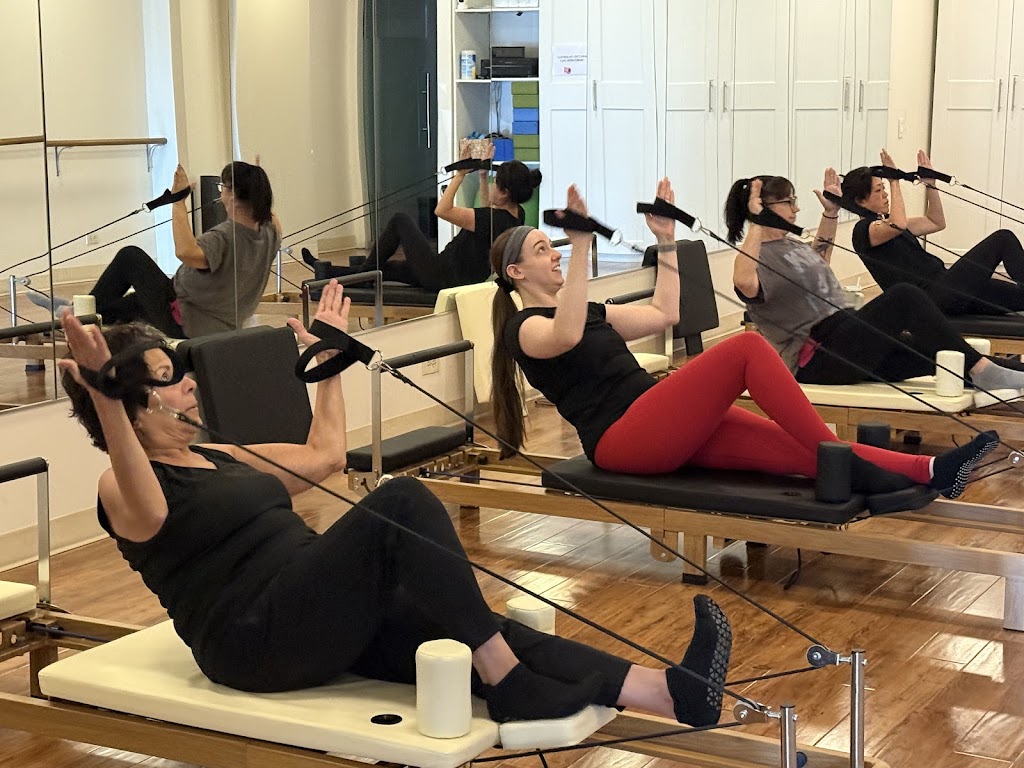  Evolve Yoga & Fitness Chicago