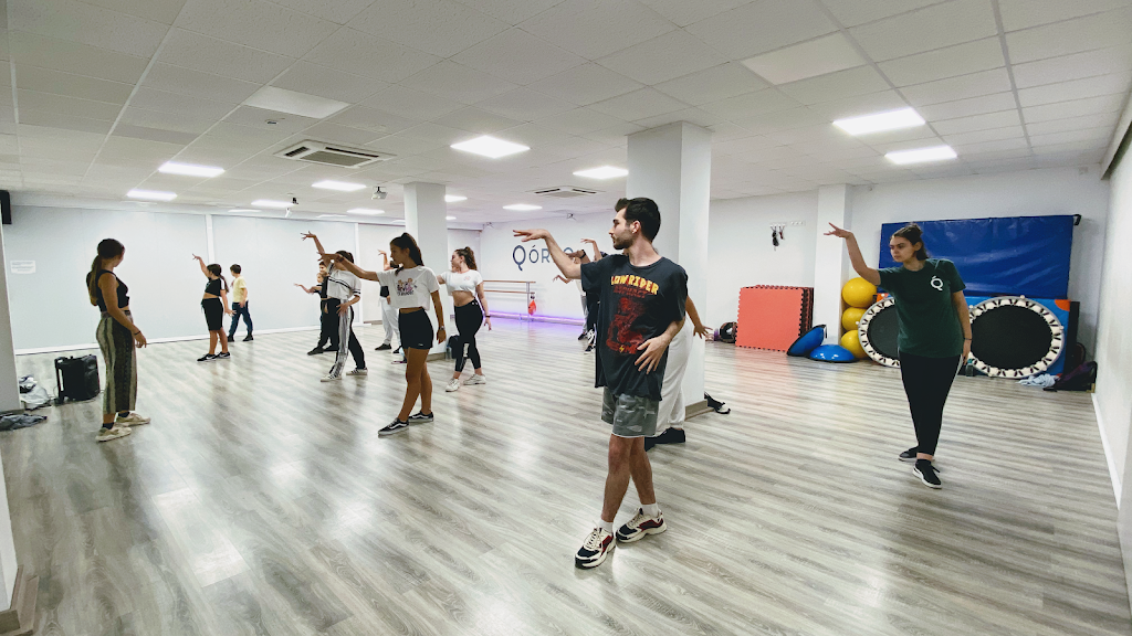 Qoreo Dance Studio