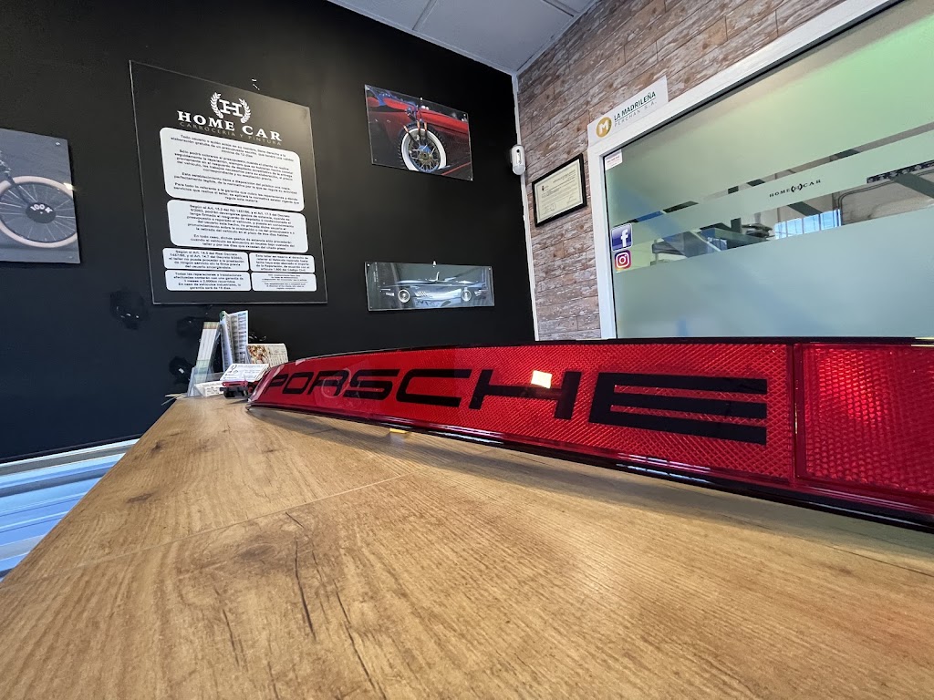 AB Home car Automocion, S.L. Taller Chapa y pintura — Interior
