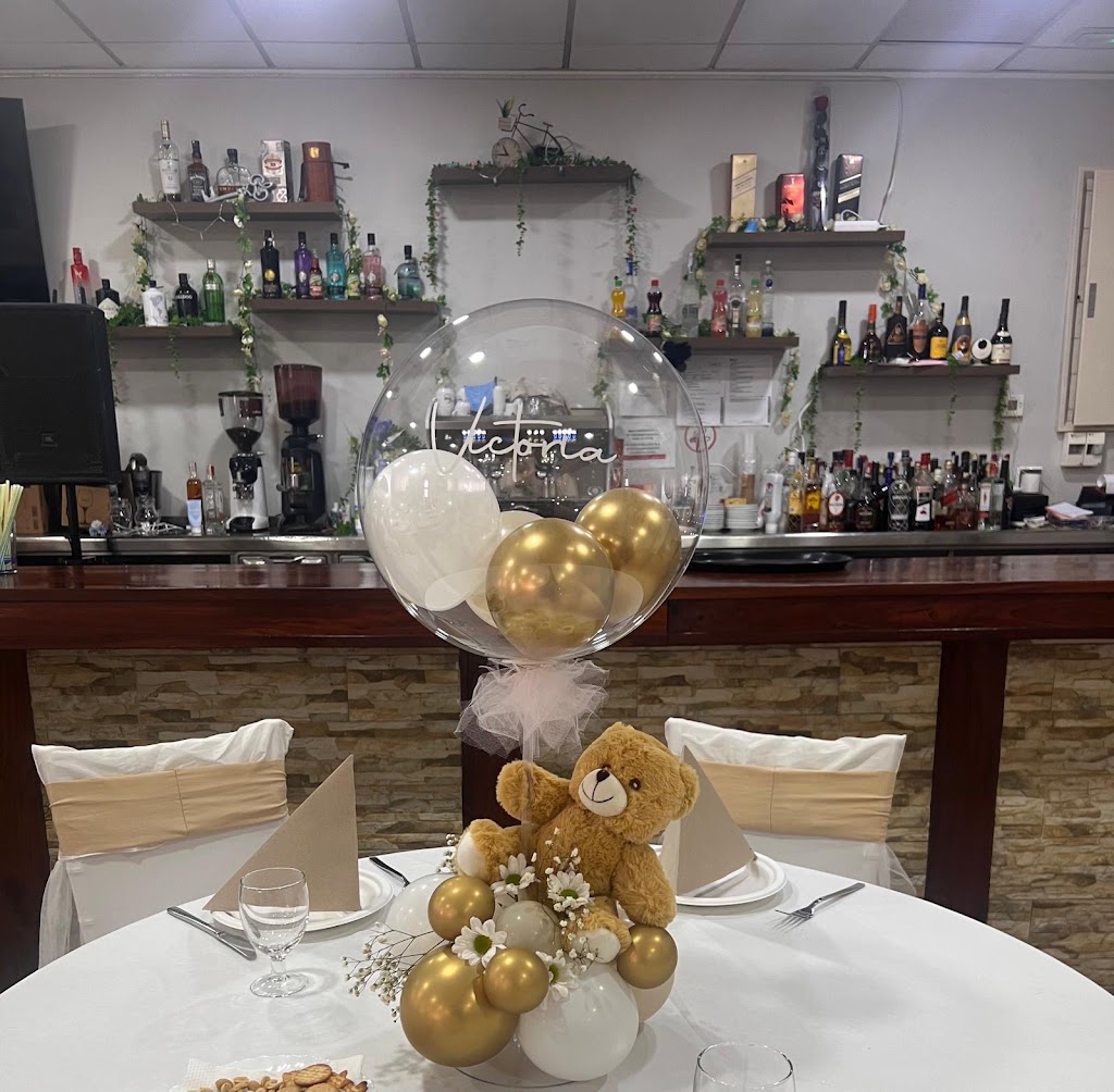 OPAL RESTAURANT — Comida y bebida
