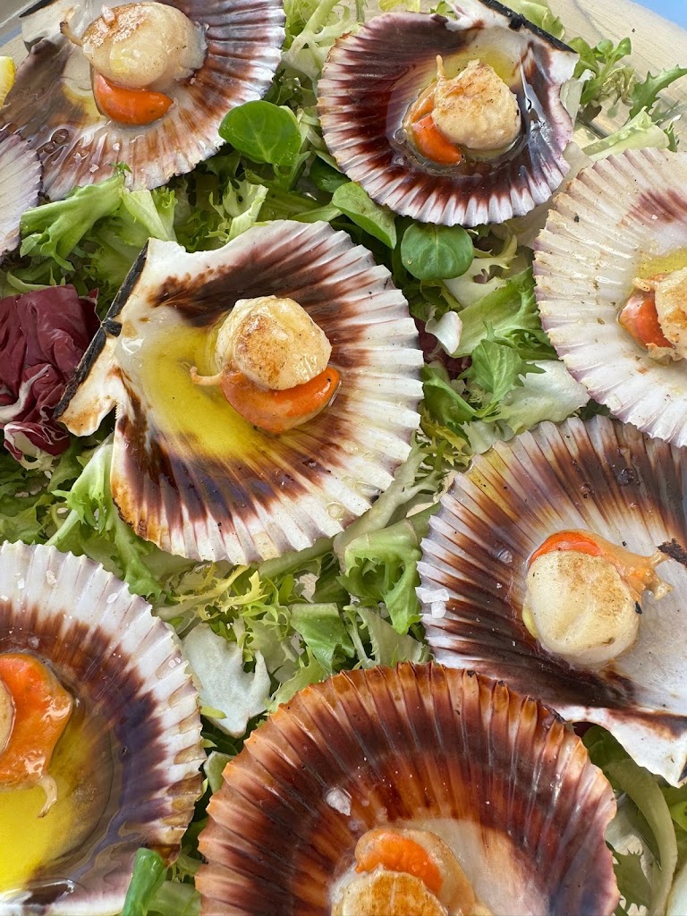 LOS PICAROS EN EL FARO — Comida y bebida
