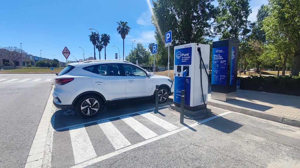 Estacion de carga de vehiculos electricos