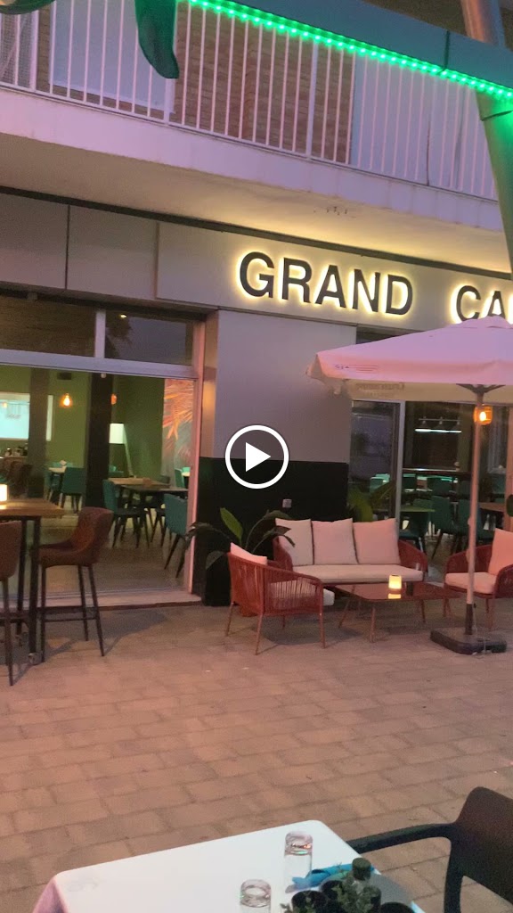 Grand Cafe Jackies — Videos