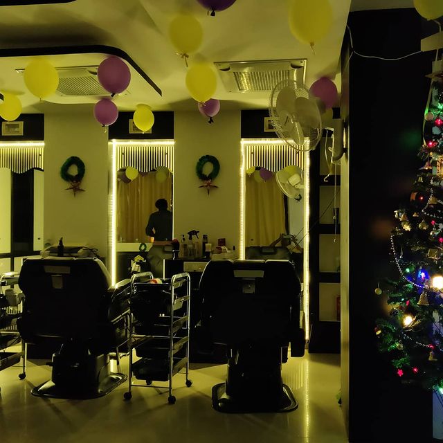 Makemeup Unisex Salon