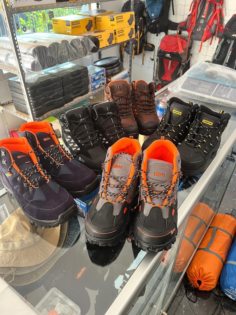 CARSTENZ ADVENTURE - Persewaan/Rental Alat Outdoor Madiun