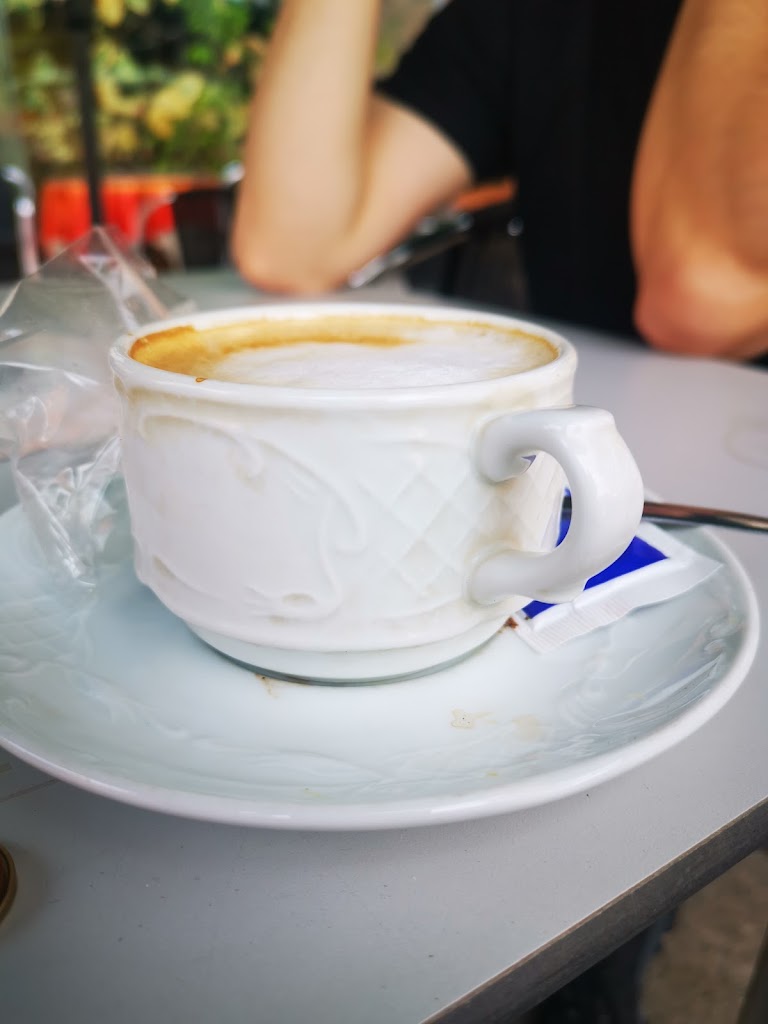 Cafeteria Klee — Cafe