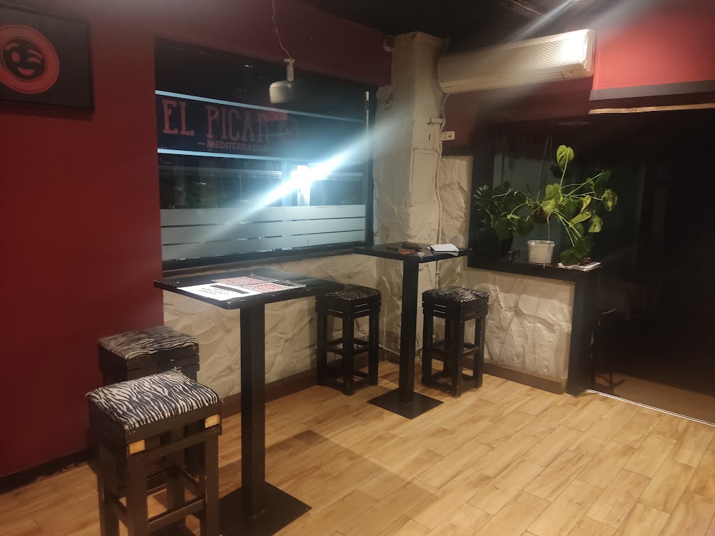 Restaurante El Picaro - Mediterrasian — Ambiente