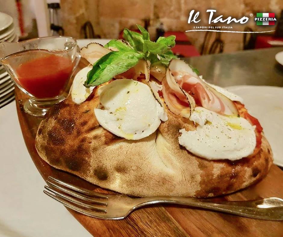Il Tano Pizzeria — Comida y bebida