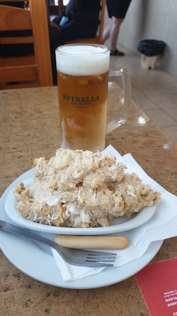 BAR RESTAURANTE BARRACHINA — Comida y bebida