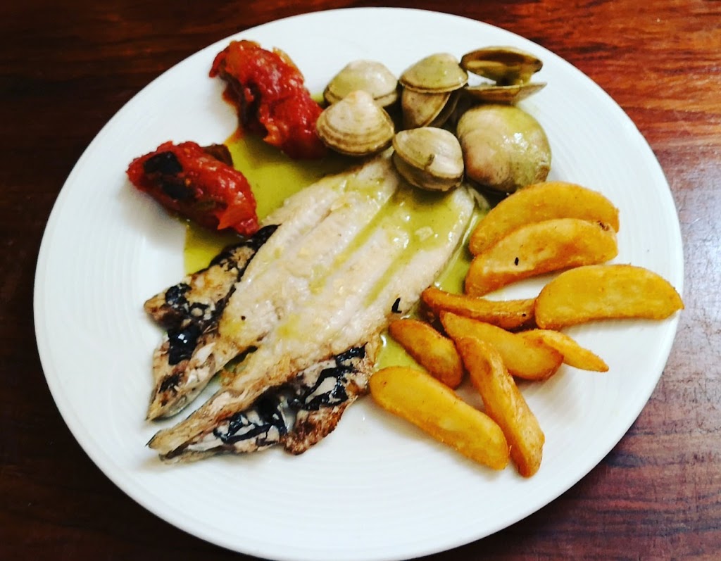 Cafeteria Aranjuez — Comida y bebida