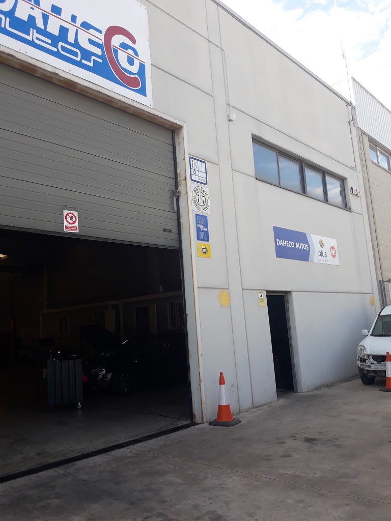 Daheco Autos S.L. — Exterior