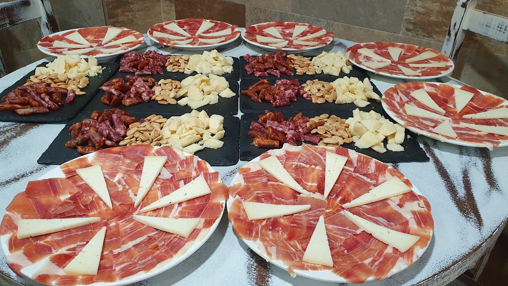 Bar restaurante Santa Barbara — Jamon